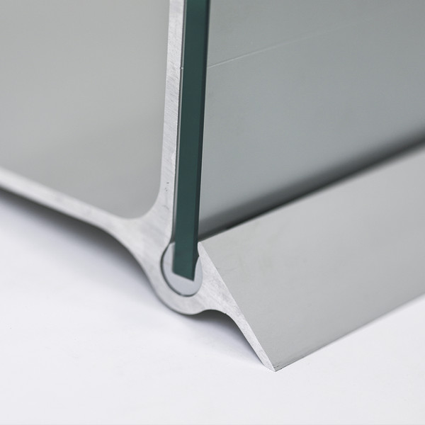 Glass Deluxe