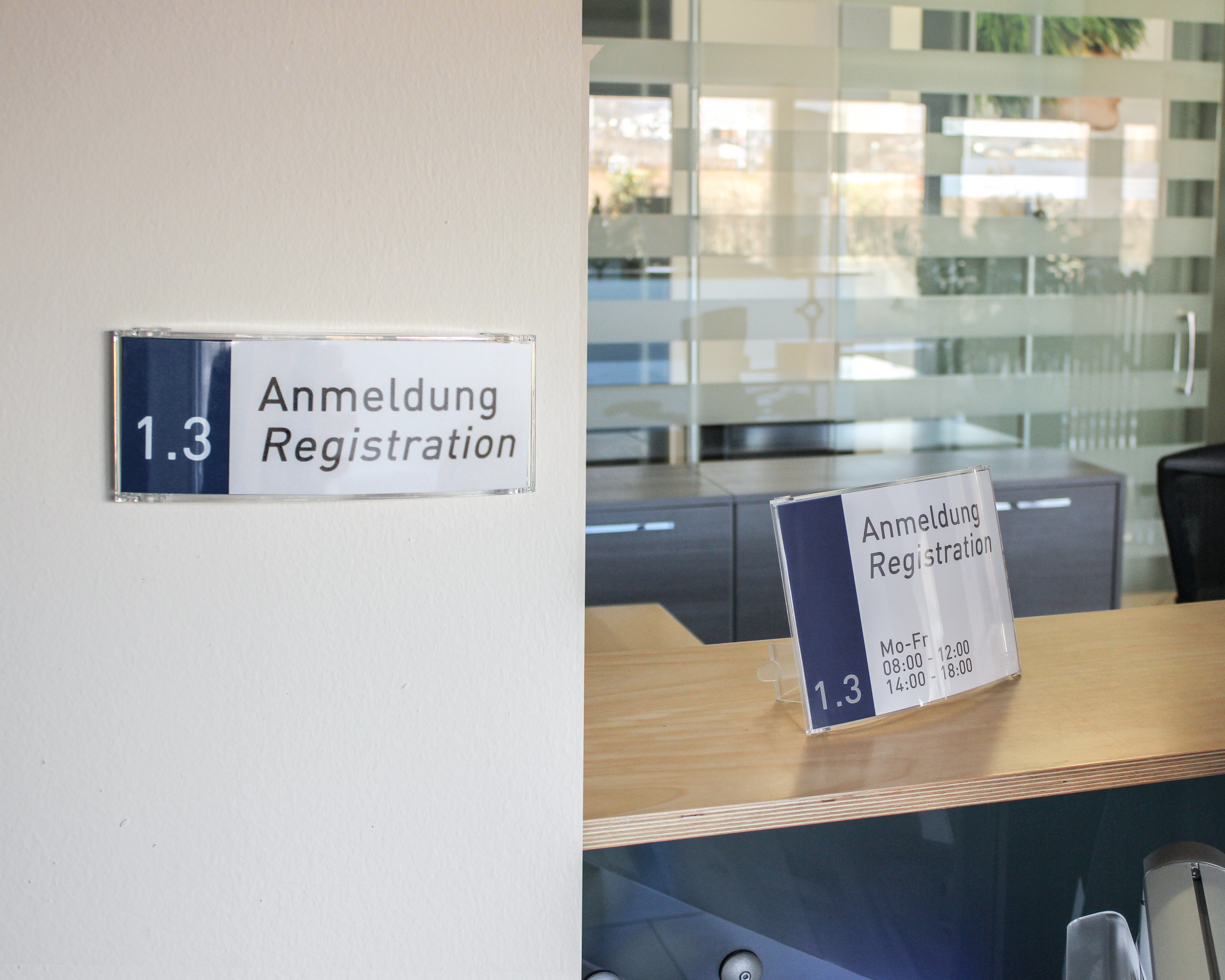 Pixquick Frame Pixquick® signs for wall, counter and suspension | impact-resistant and ...